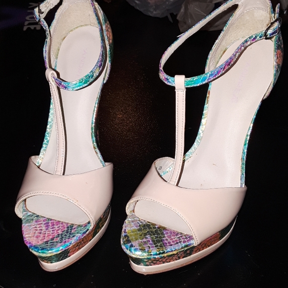 Iridescent heels - Picture 5 of 5